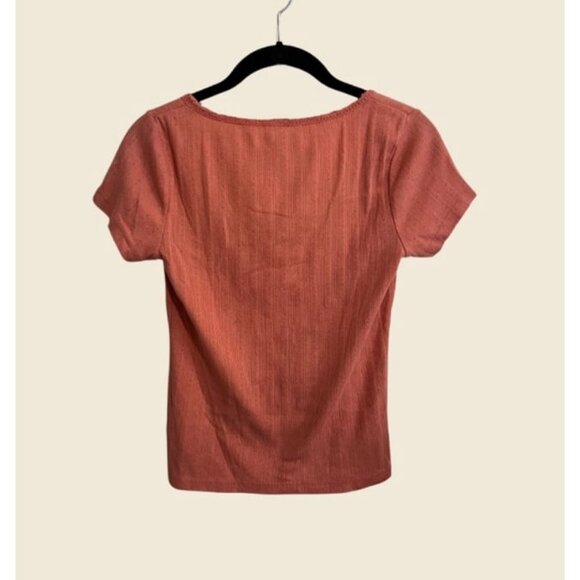 Old Navy Scoop Neck Ribbed Top Size XS - Picture 3 of 3